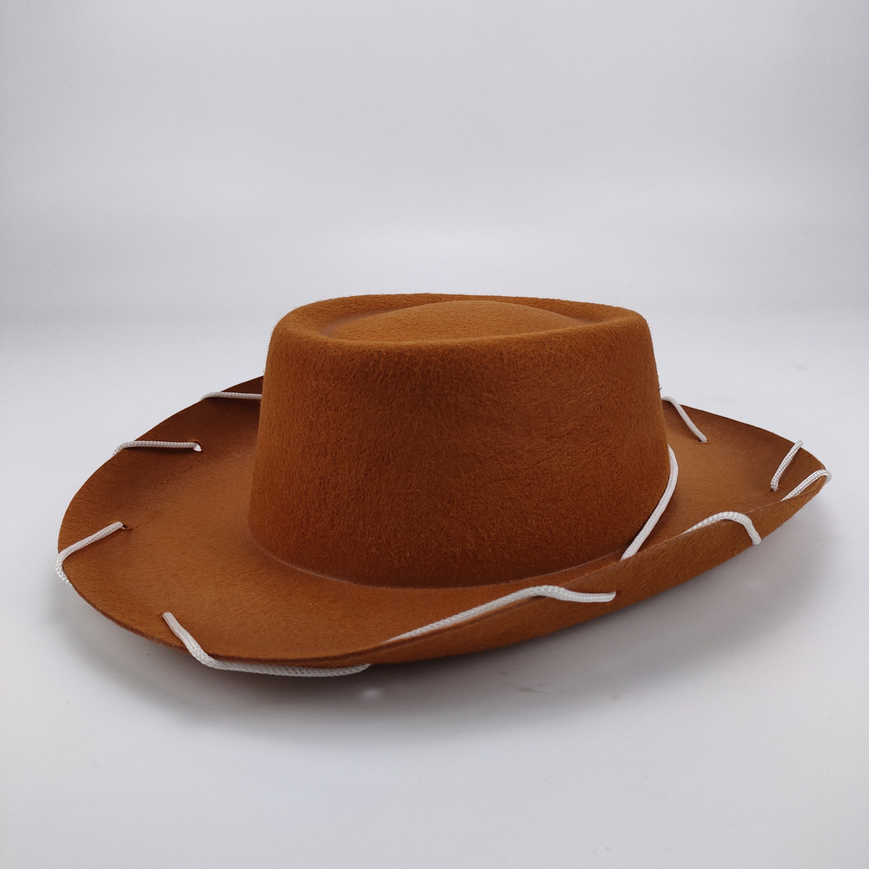 

1pc, Western Cowboy Hat With Rope Accents, Wide Brim Carnival Felt Hat, Decorative String Outback Hat, Rope Trimmed Cowboy Hat, Festival Headwear Accessory, 1 Size