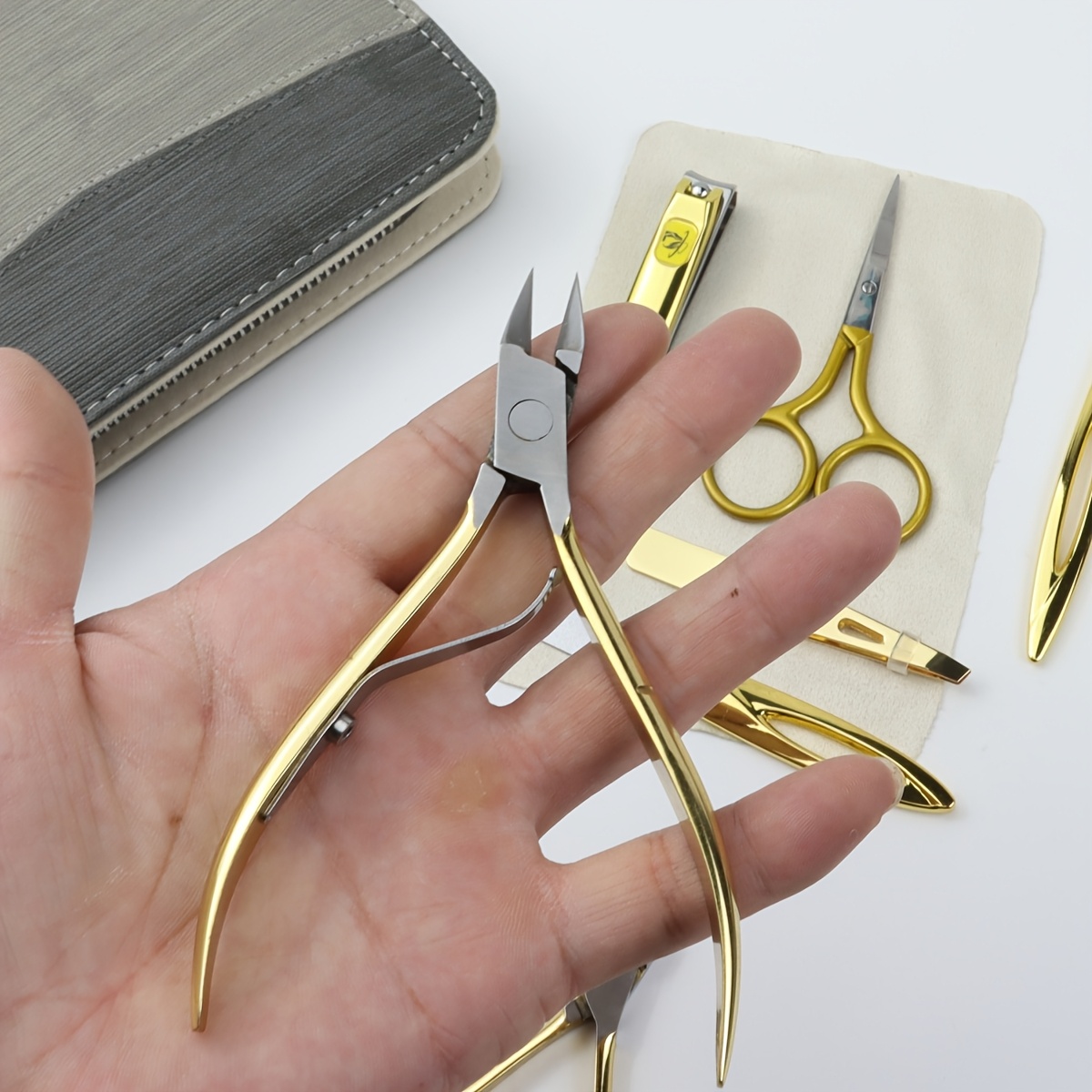 Professional 11pcs Manicure and Pedicure Set