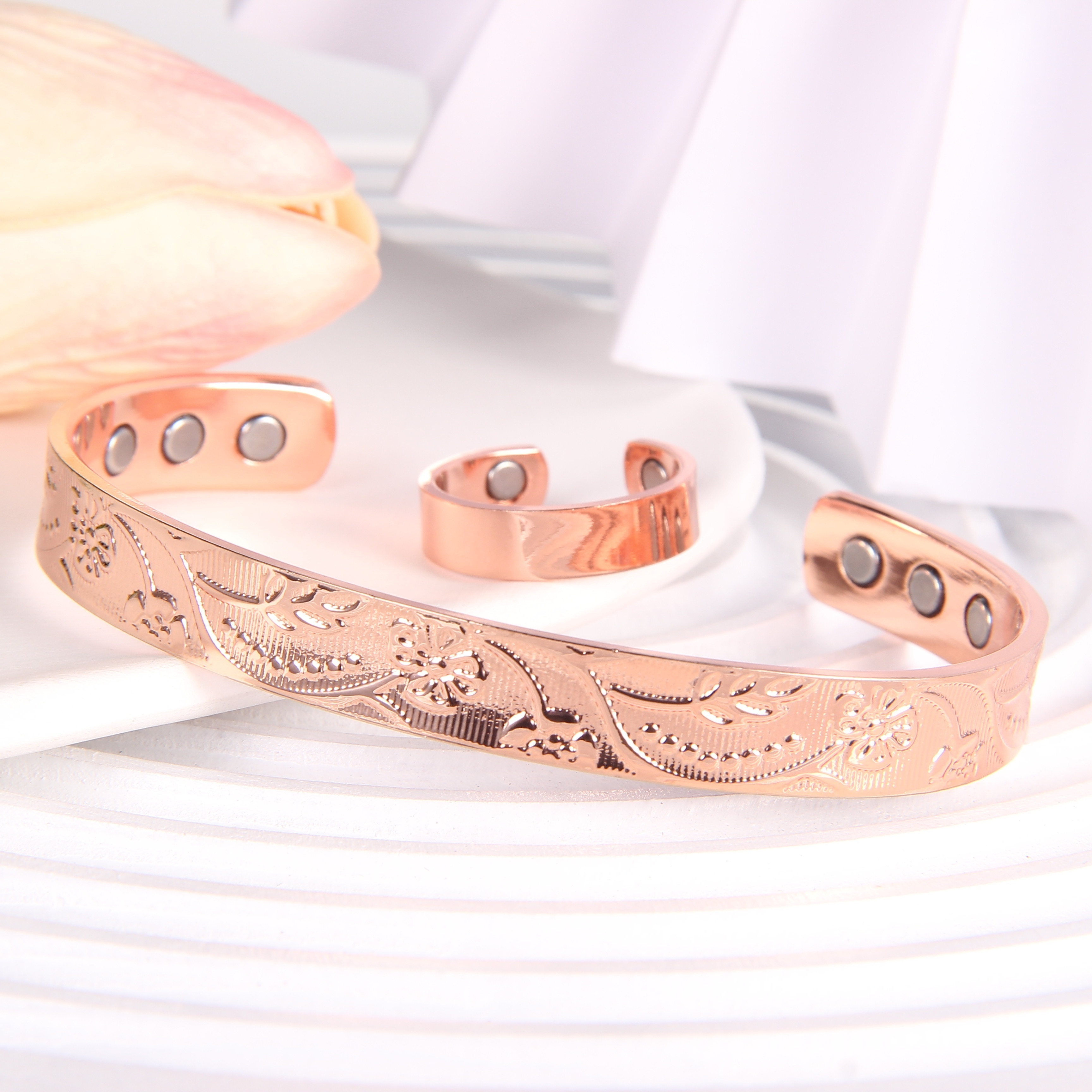 Set of 2 Adjustable Copper Bracelets and Rings for Women