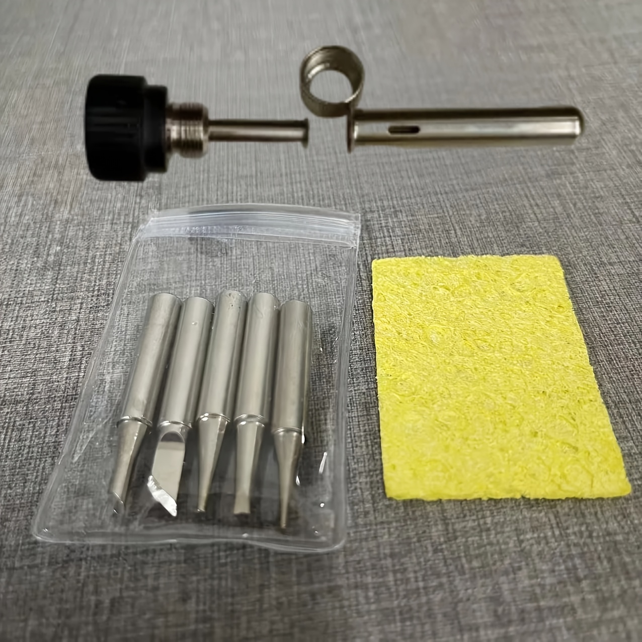 TEMU 9pcs Soldering Iron Tips Replacement Set, Including 5pcs Common Tips, 3pcs Protective Sleeves And 1pc Cleaning Sponge, Professional Soldering