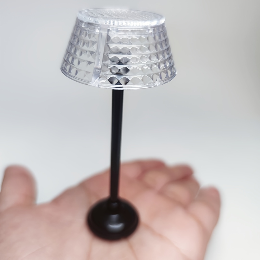 

1pc 1:12 Floor Lamp, Mini Table Lamp, Suitable For Dollhouse Decoration, Accessories