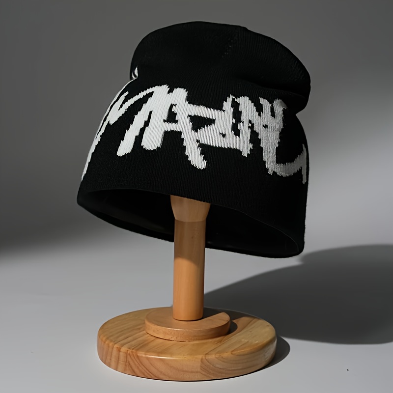 E-shop 1 Stück AMA Letter Beanie - Schwarz und Weiß, Flexibler Winterhut, Unisex Kaltwettermütze für Damen und Herren, Geeignet für und formelle