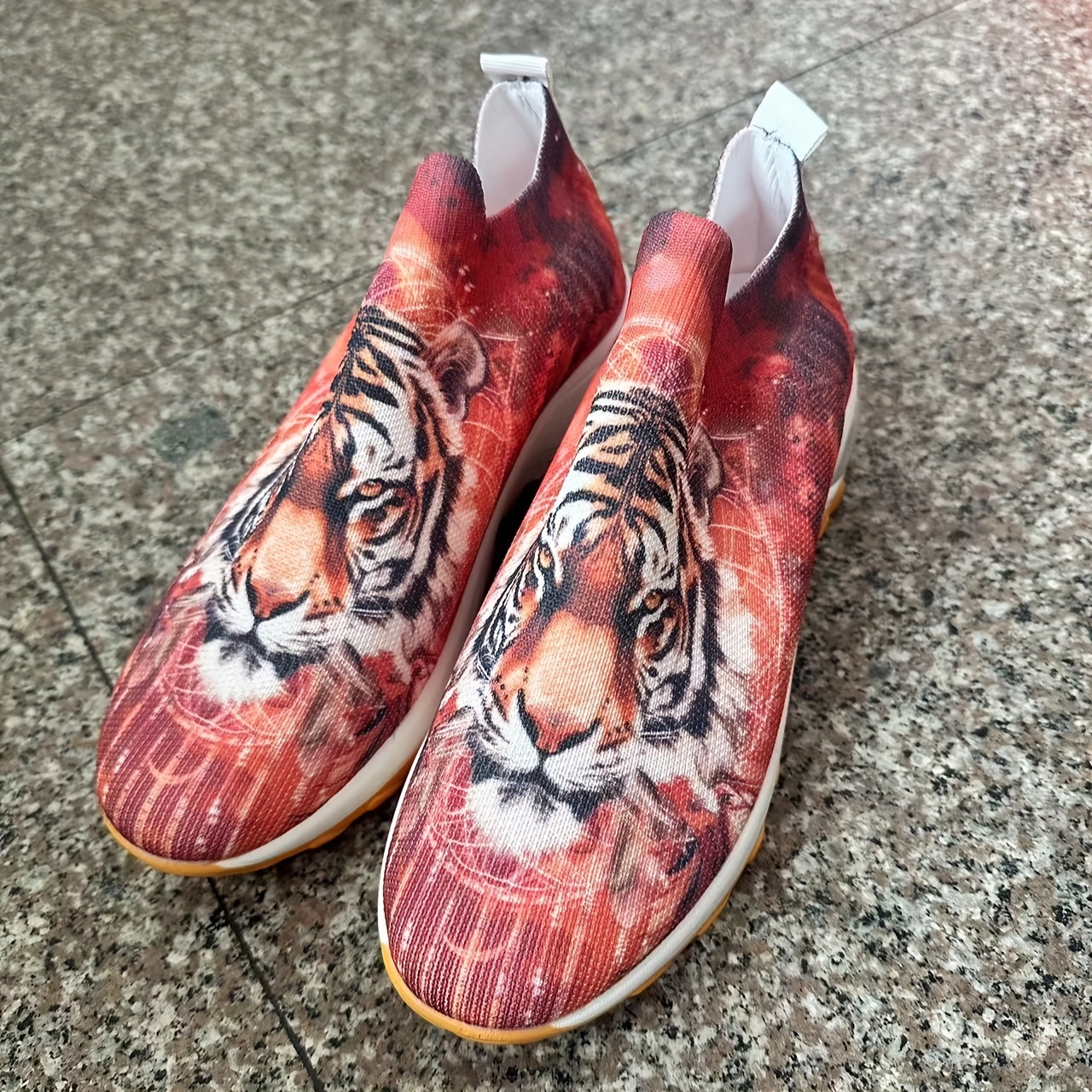 

Ladies Slip-on Tiger Print Sneakers: Casual, Breathable, And Comfortable For All Seasons