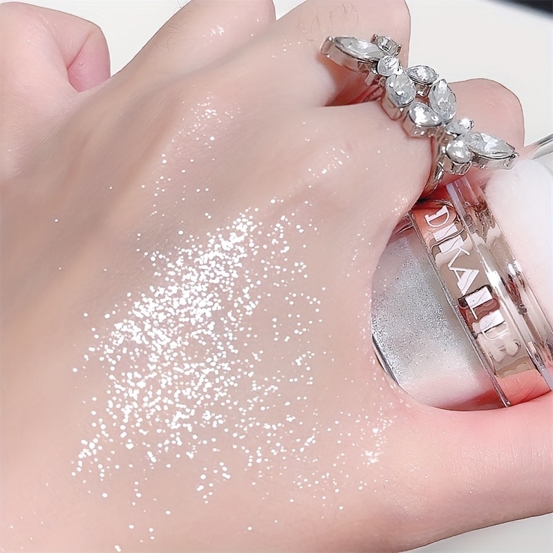 sparkling body highlighter full body glitter to full body pearlescent natural three dimensional portable tap powder silvery white transparent color flashing highlight powder details 5