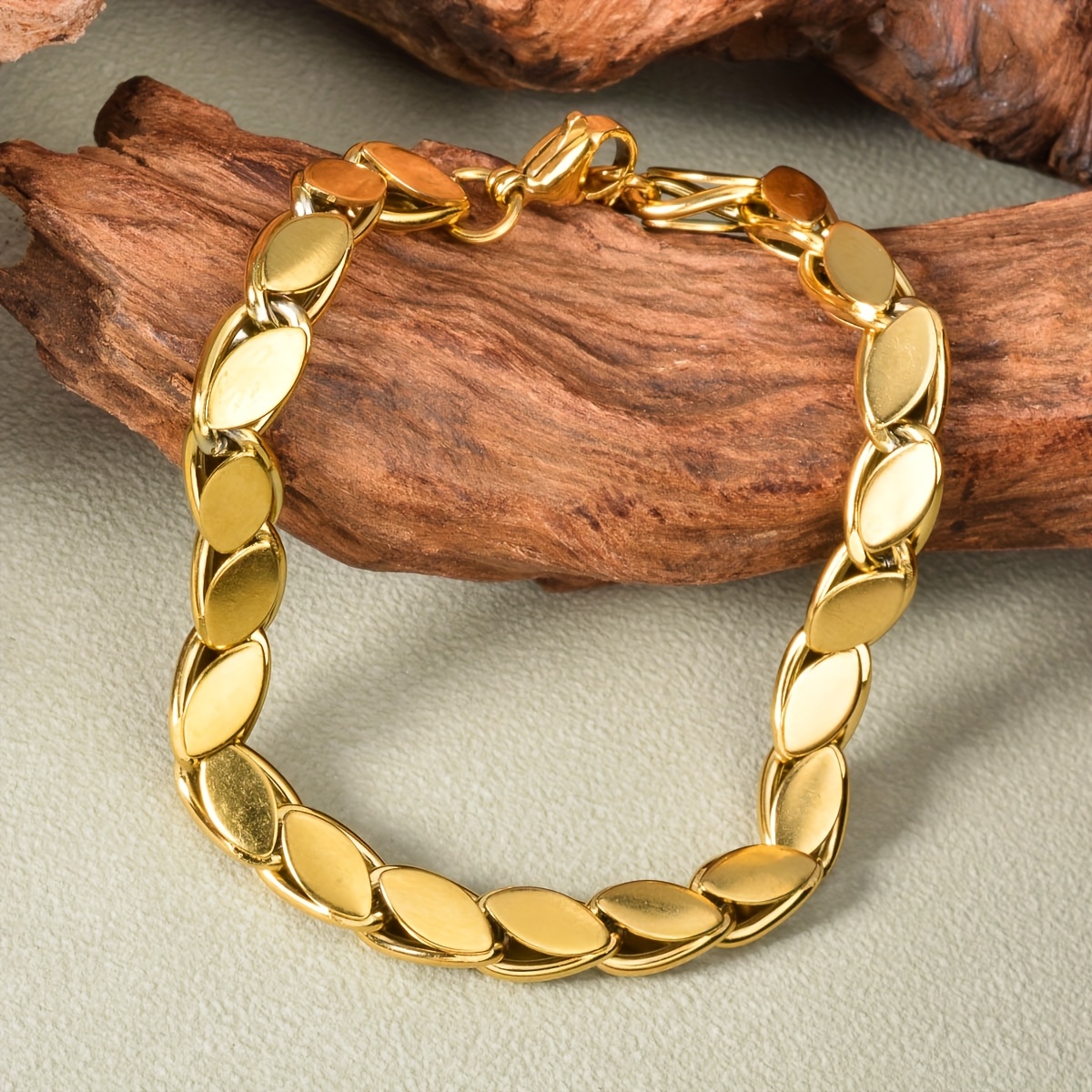 Image of 1pc Middle Eastern-inspired Bohemian Style Classic Bracelet, Simple Plant Leaf Geometric Stainless Steel Bracelet, Suitable For Vacation, Daily Wear, Parties, And Birthday Gifts