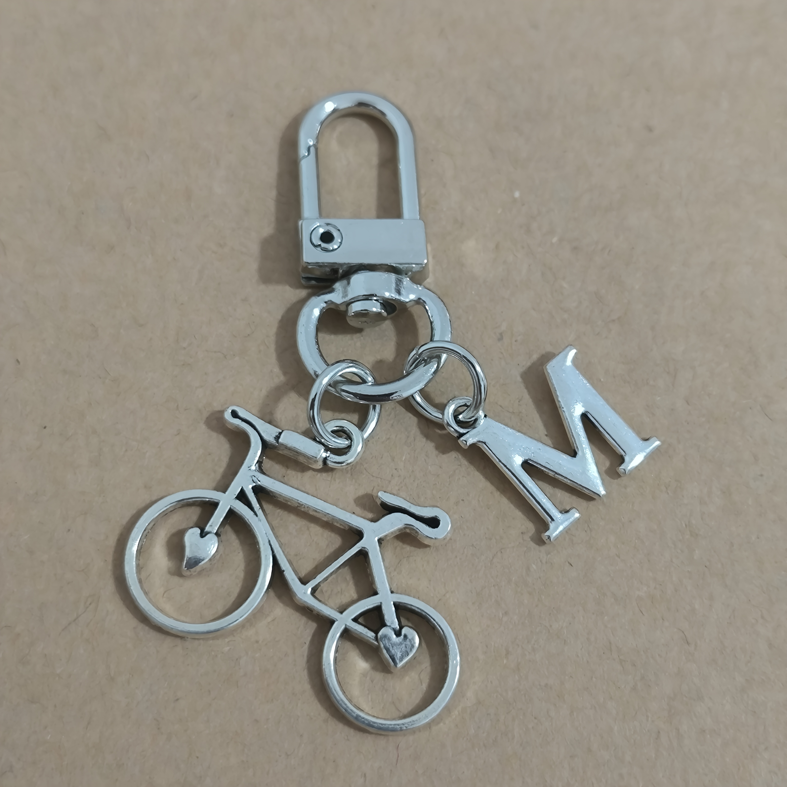 1pc Sporty And Stylish Bicycle Keychain With , Perfect For Your Bike With Initials A-z. Great For Bags, Wallets, Backpacks, Stationery, And Car Keys. Affordable Unisex Gift For Back-to- And Holidays.