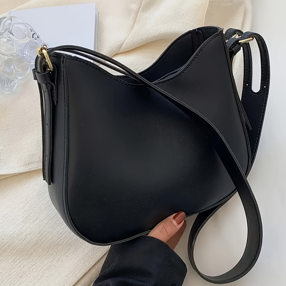 

[elegant Style] Stylish Black Crossbody Bag For Women - Versatile Shoulder Handbag With Zipper Closure, Golden-tone Hardware, Smooth , Use, Crossbody Purse