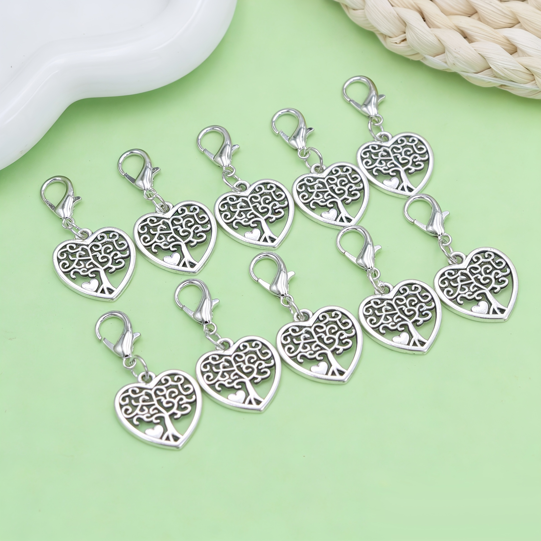 10pcs Heart Shaped Keychains With Lobster Clasps, Tree Of Lift Pendants Keyrings For Bag/ Zipper/ Shoes Decoration, Birthday, Christmas Day, Valentine's Day, Graduation Anniversary Gift