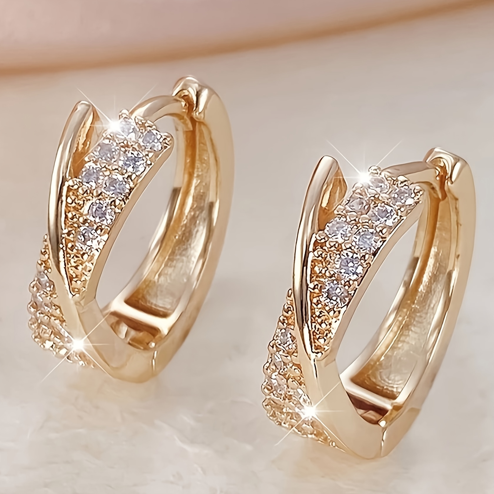 1 Pair Of Elegant And Luxurious Circular Earrings, Anti-allergy, Simple Bohemian Style, Set With Sparkling Synthetic Zirconia, High-quality Valentine's Day Gift, Suitable For Daily Vacation Wear