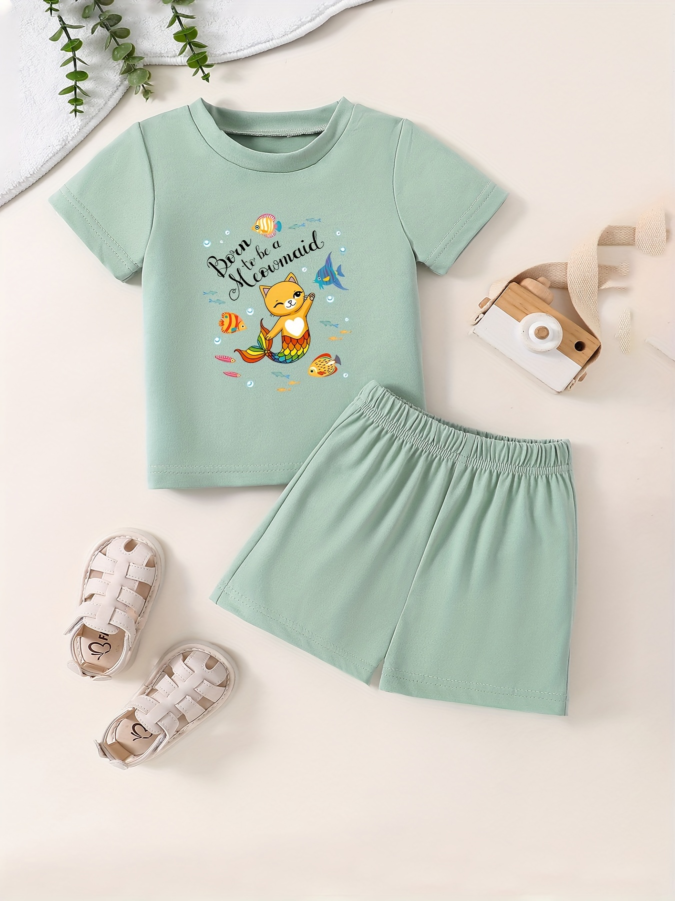 Matching cat outlet and baby outfits