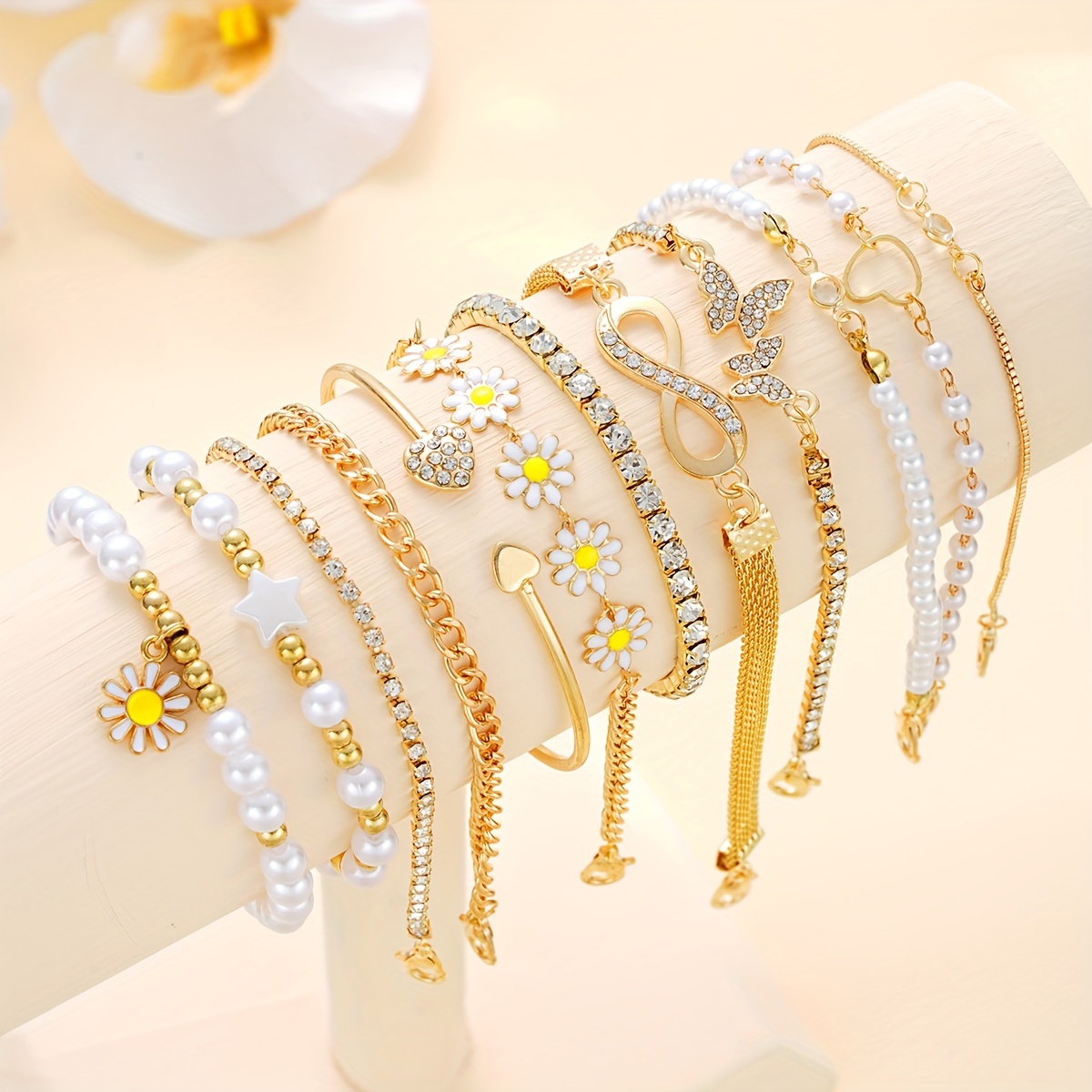 Conjunto de 12 piezas, pulseras de moda para mujer, estilo simple, perla sintética, margarita, infinito, corazón, estrella, mariposa, aleación de zinc, uso diario y de vacaciones, idea de regalo, accesorio para todas las estaciones.