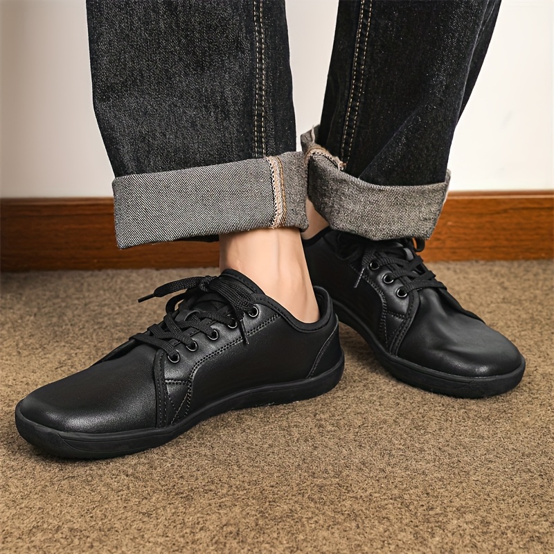 minimalist wide headed barefoot shoes with a zero drop sole