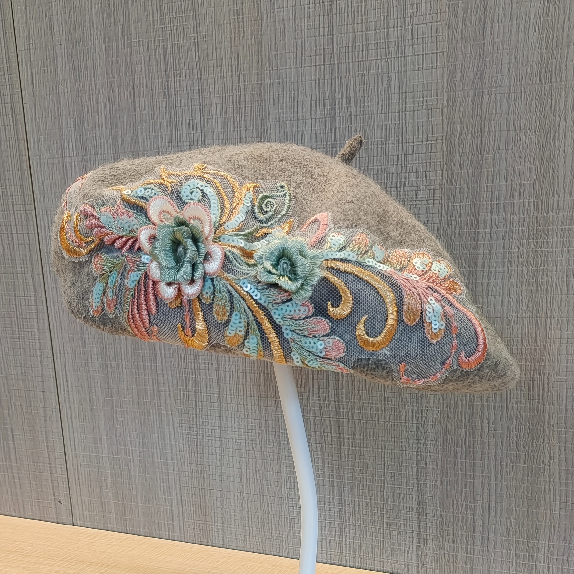 TEMU Women's Hat With Embroidered Floral Leaves, A Cute Winter Beret For And Protection