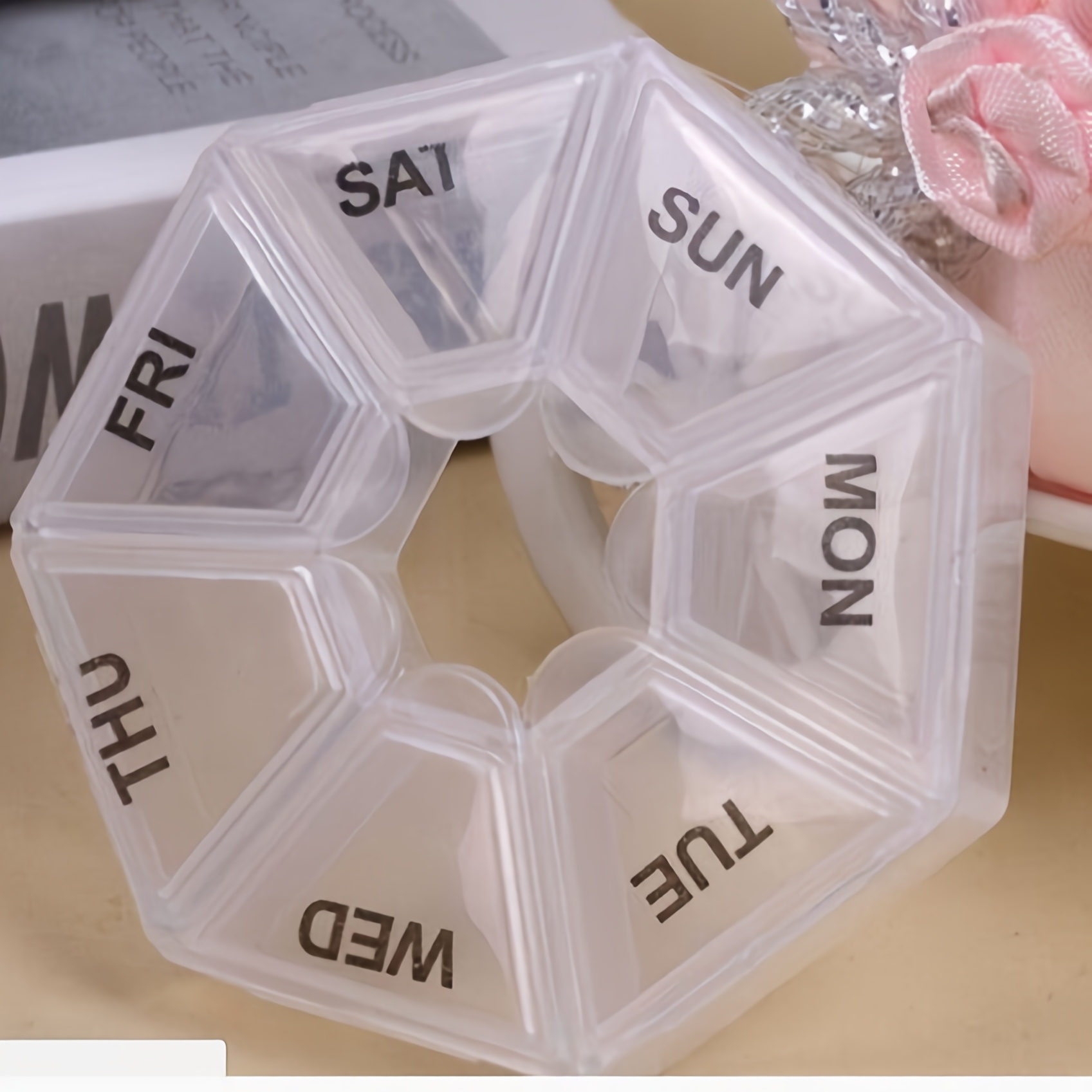 Weekly 7-Day Round Seven-Compartment Portable Pill Organizer