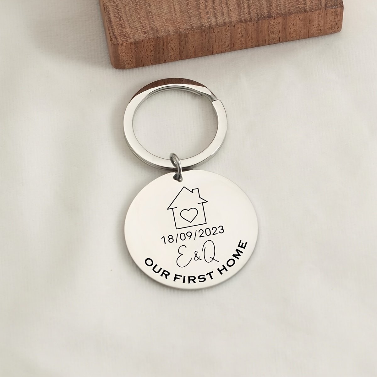 TEMU 1 Personalized Custom Keychain, Customizable With Name, Initial, Number, Or Date. Engraved With A Sketch + Name + Date. A Keychain Commemorating