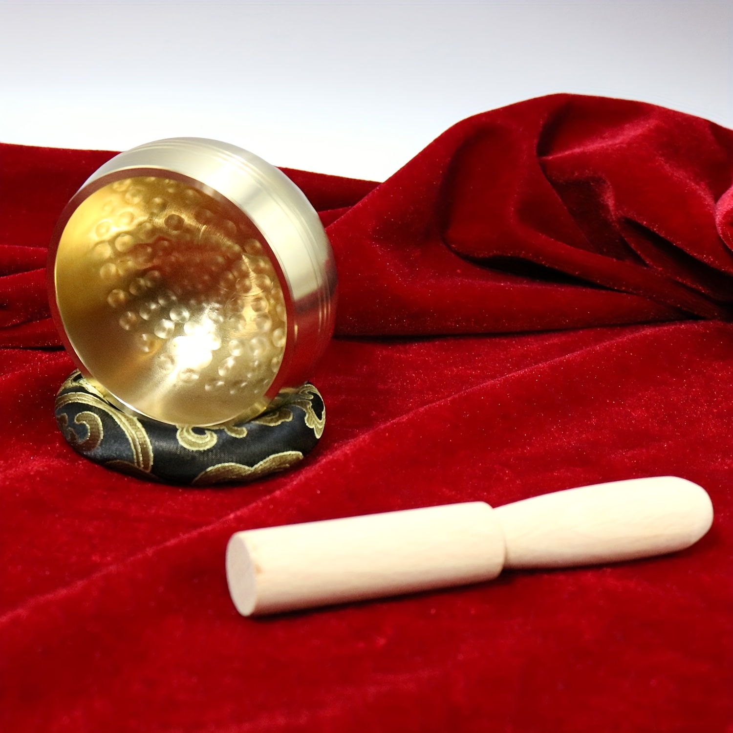 Image of A 3.15-inch Singing Bowl With Bright And Ethereal Sound, Easy To Carry, Used For Yoga Meditation And Meditation, And With Wooden Sticks And Ring Mats For Delivery