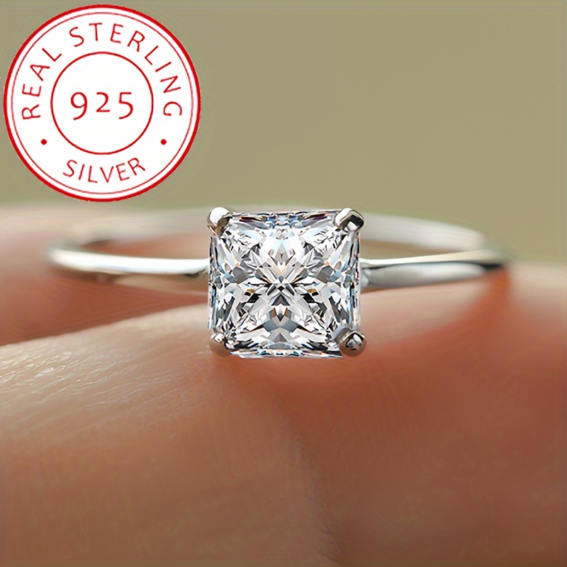 

Bague de Fiançailles Élégante en Argent Sterling 925 avec Coupe Princesse et - Parfaite pour & Cadeau, Pierre de de , , 1.7g, Griffes, Luxe, Femme, Bague de Fiançailles