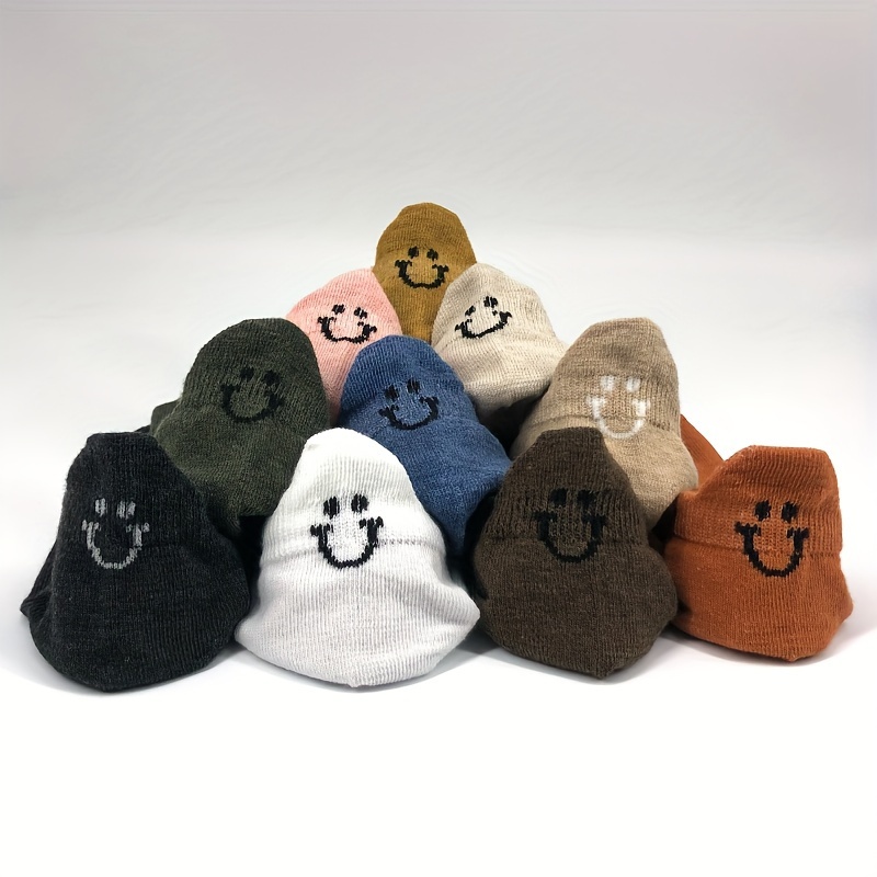 10 Pairs Women's Ankle Socks with Cute Face Pattern - Breathable Low-Cut Design, Soft Machine-Washable Fabric, Multi-Color Assortment for Everyday Casual Wear, Cute Socks, Playful Sock Design, Textured Fabric