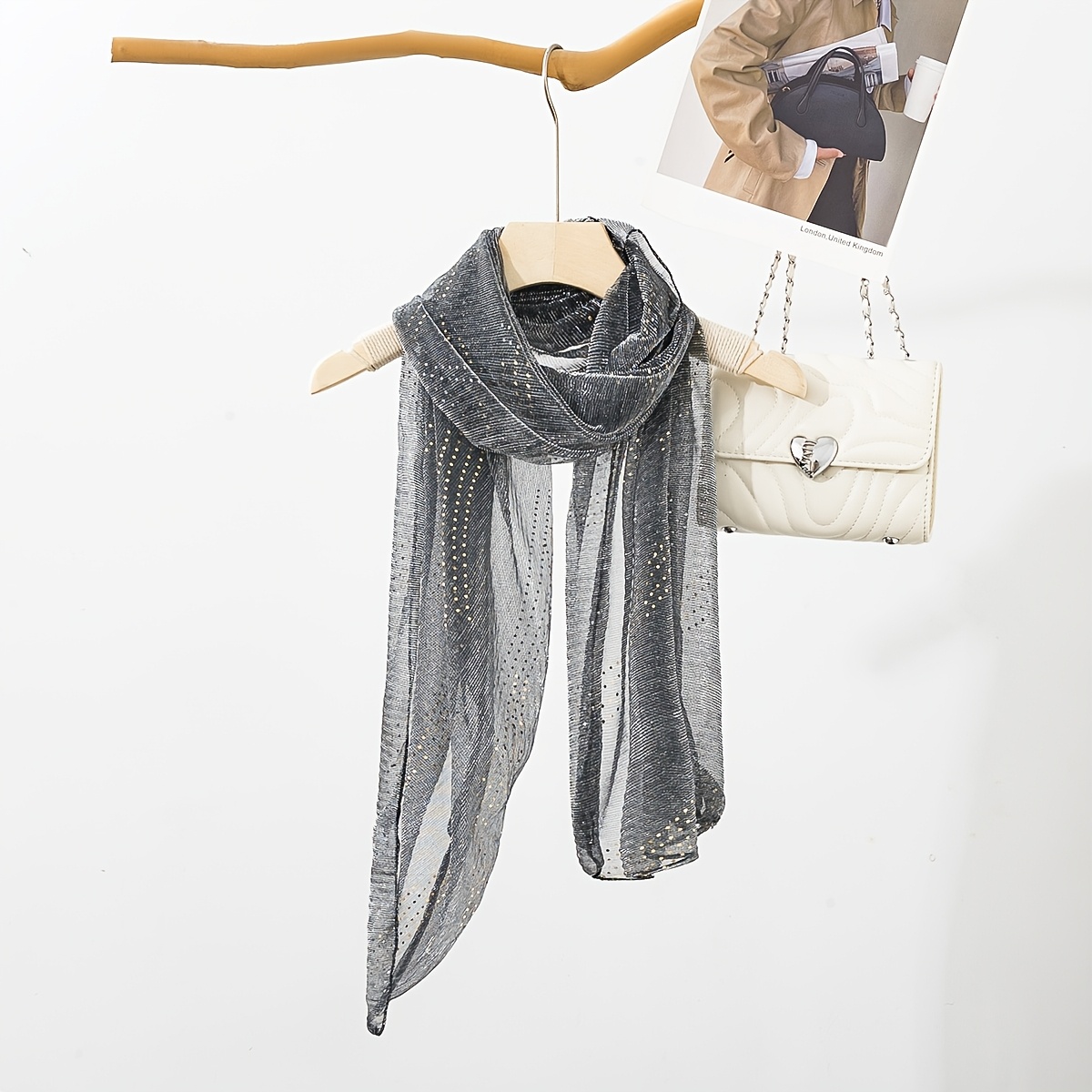 Liu Jo Sciarpa Da Donna Con Stampa Con Motivo A Quadri E Spilla A Fiocco Nera Liu Jo 2f5047t0300 Check Black