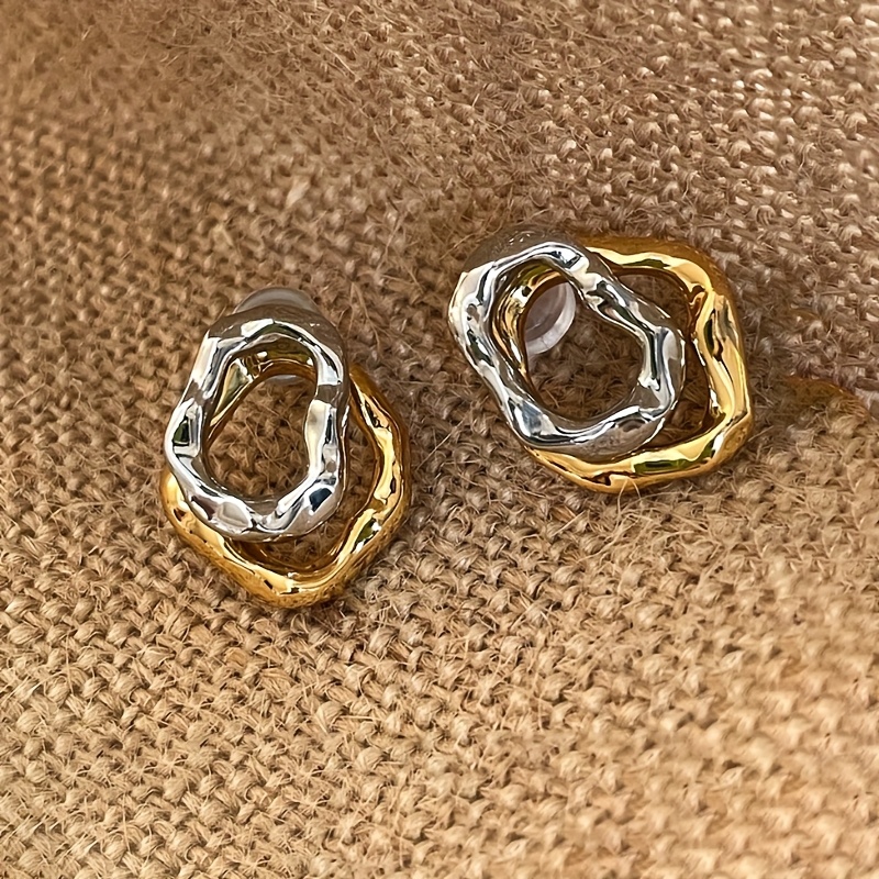 1 Pair Geometric Irregular Golden And Silvery Color Contrast Earrings With Hammer Pattern For Front And Back
