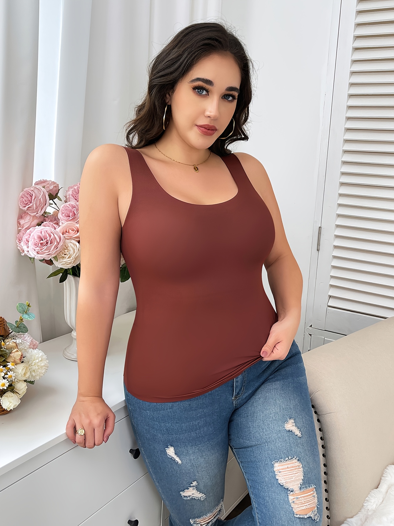 Women's Simple Shapewear Top, Plus Size Solid Seamless Round Neck Tummy Control Slim Fit Tank Top