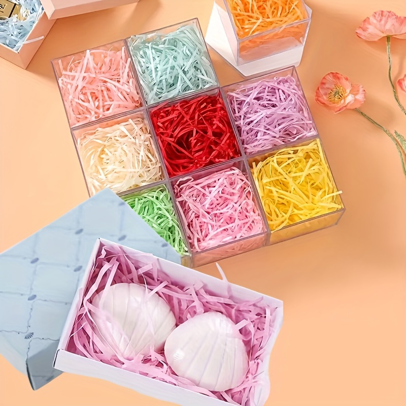 Trozos de papel cajas de regalo relleno caja de caramelo arrugas