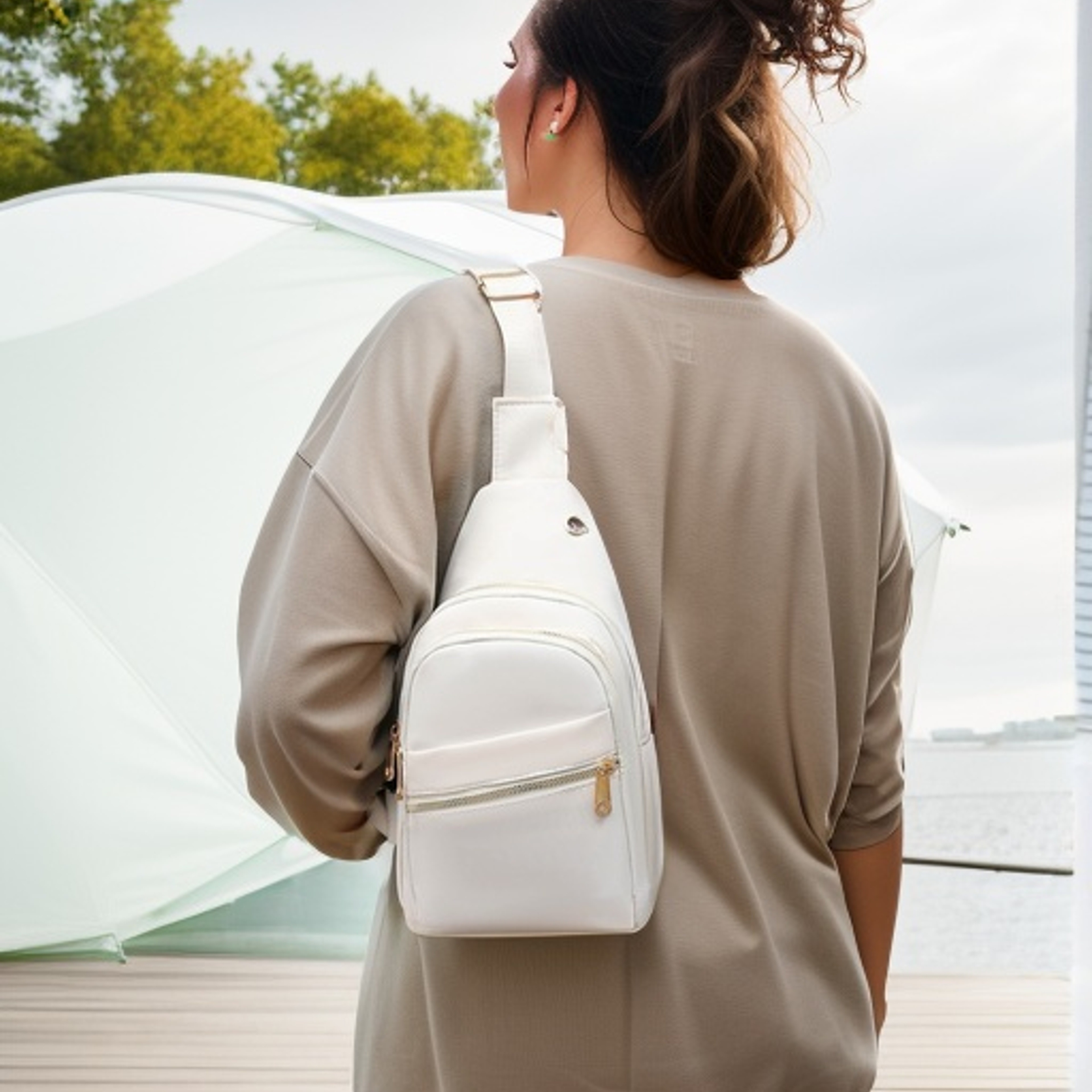 

1pc Women's Fashion Shoulder Bag, Multi-functional Chest Bag, Trendy Outdoor Sports Mobile Phone Bag
