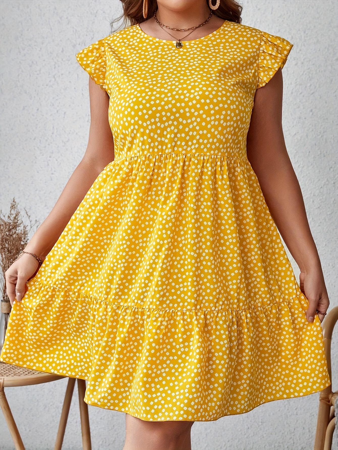 Plus Size All Over Print Ruffle Hem Dress Elegant Crew Neck Flutter Sleeve Dress Women's Plus Size Clothing