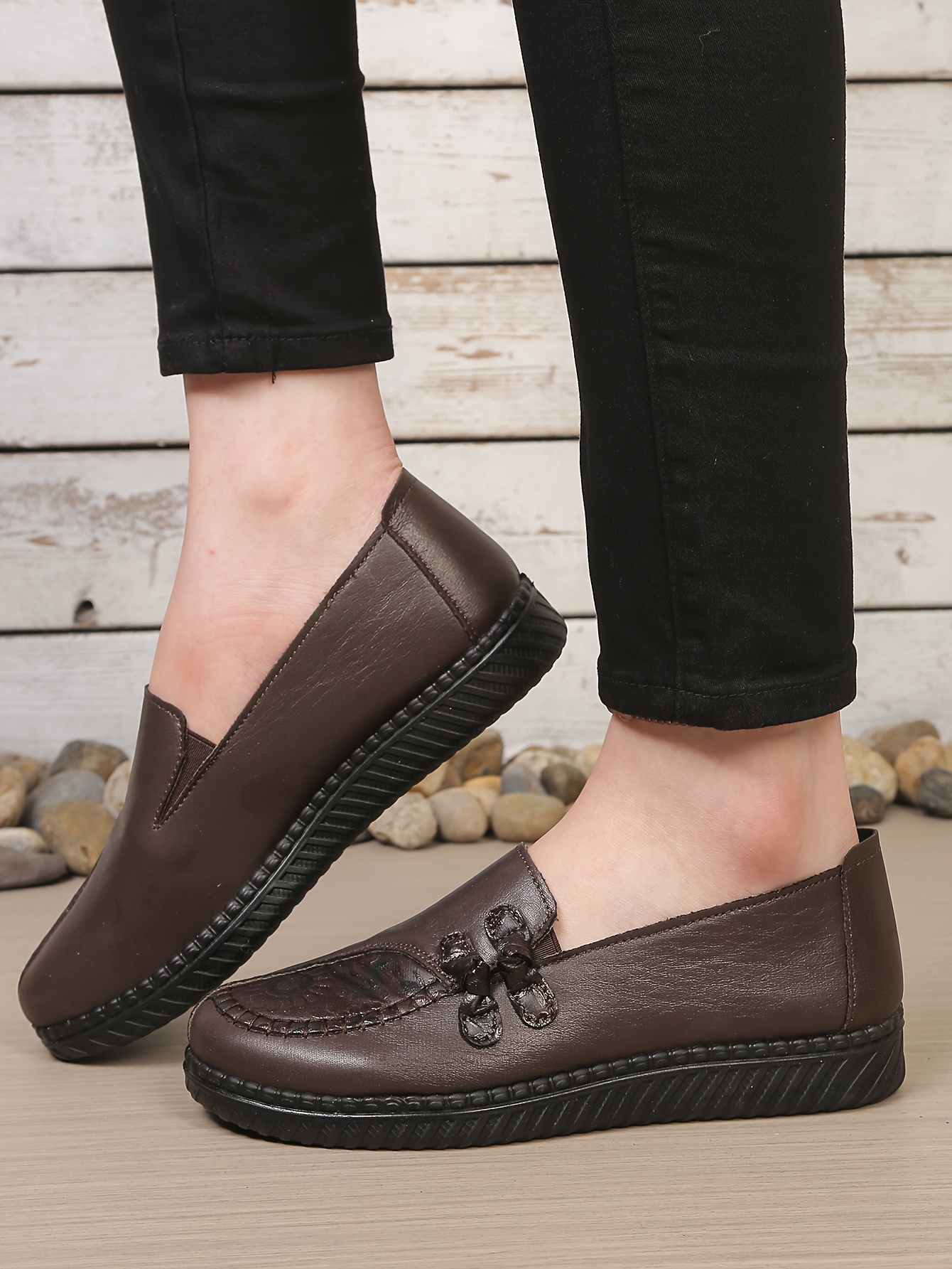 2026 New All-season Fashionable Women'S Flat Casual Shoes for Middle-aged and Elderly Mothers | Polyurethane Upper, Fabric Inner, Faux Sole, Wide Fit, Slip-on Closure, Women Shoes