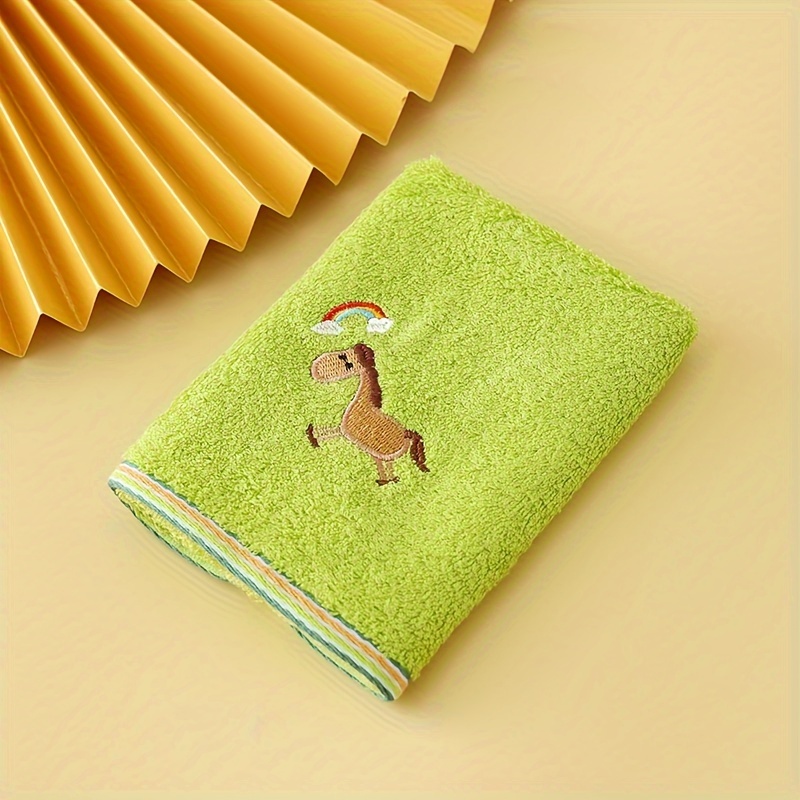 

4 Pieces Bamboo Fiber Towels: Kindergarten Cartoon Embroidery, Soft & Absorbent, 25*50cm/9.84*19.68inch, Unisex, Fragrance-free,, Suitable For Types