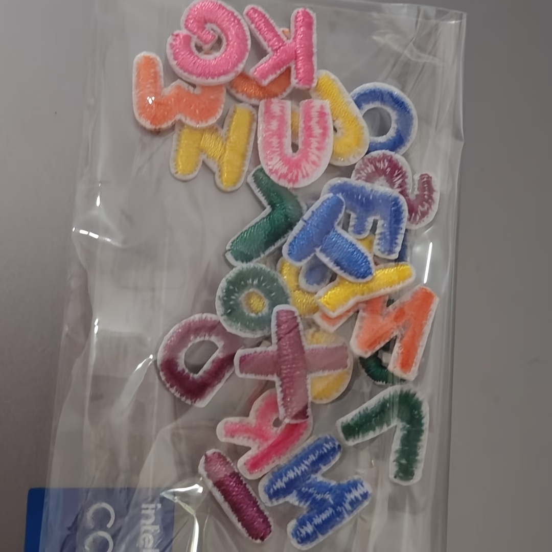 TEMU Mini ensemble de patchs brodés de lettres anglaises en 26 couleurs (2G par ensemble)