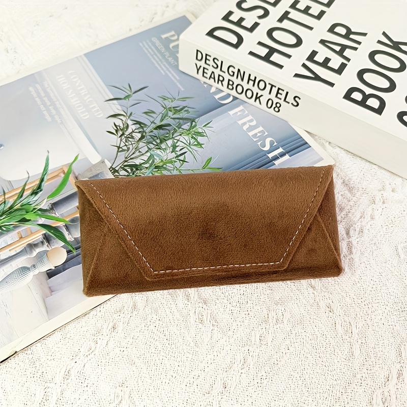 Large Capacity Magnetic Glasses Storage Box