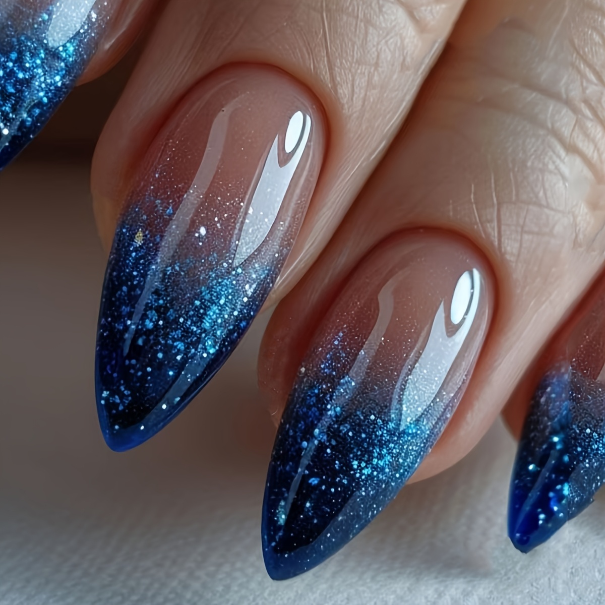 

24pcs Elegant Almond-shaped Press-on Nails In Royal Blue Gradient With Glitter Accents - Medium Length, Glossy For A Chic Look