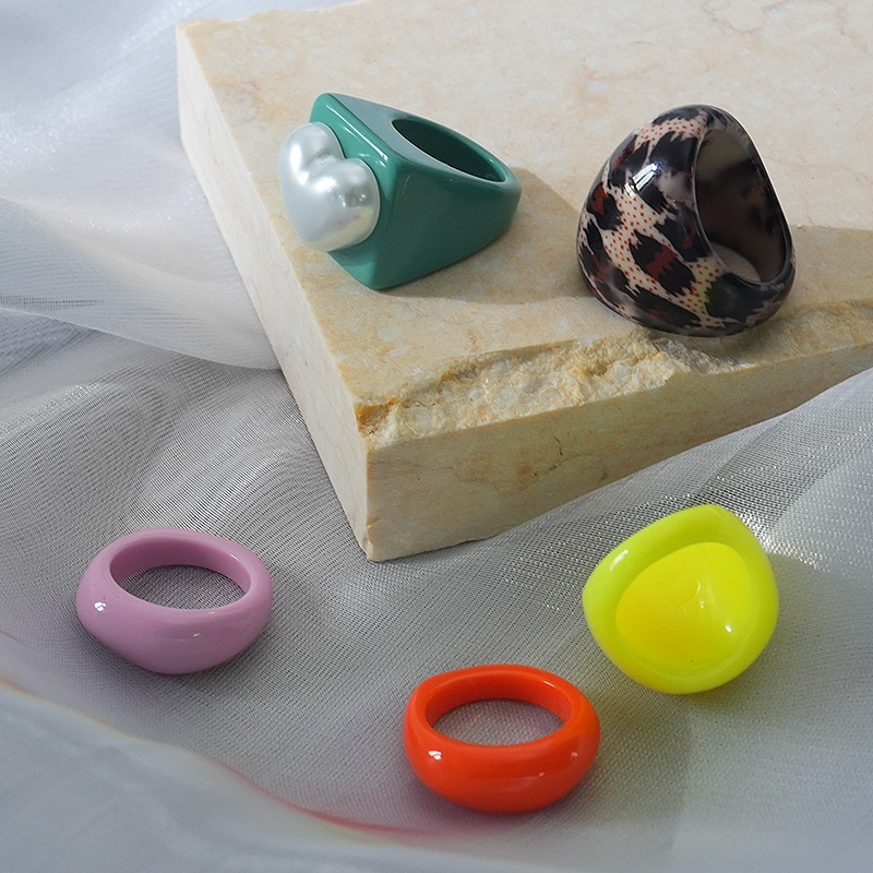 5pcs Pastel Resin Rings Women's Accessory