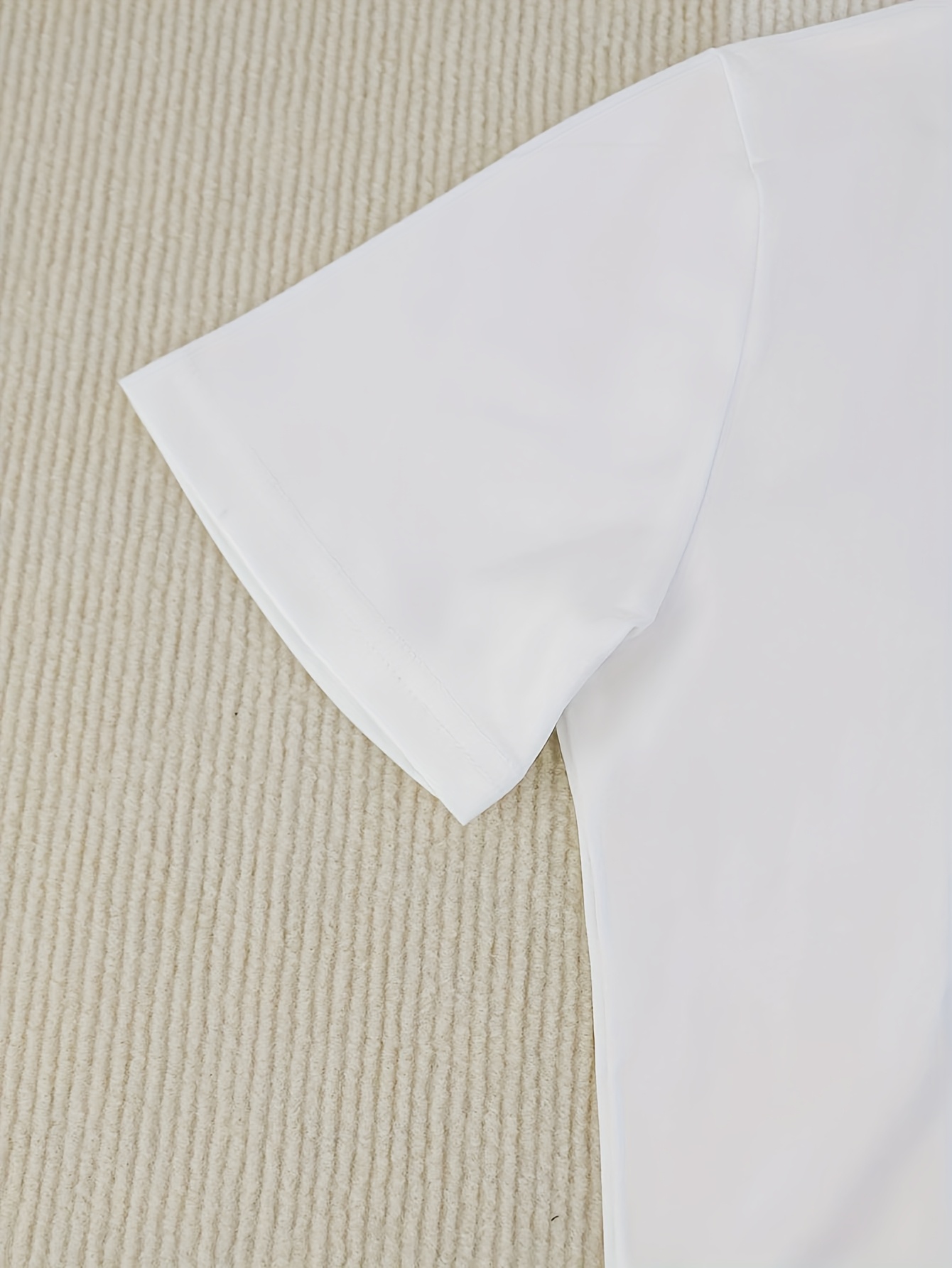 Y2K Style Spring And Summer Fashion Sexy Short-Sleeve T-Shirt, Featuring Pearl And Female Portrait Patterns, a Short-Sleeve Round-Neck Top That Flatters The Figure