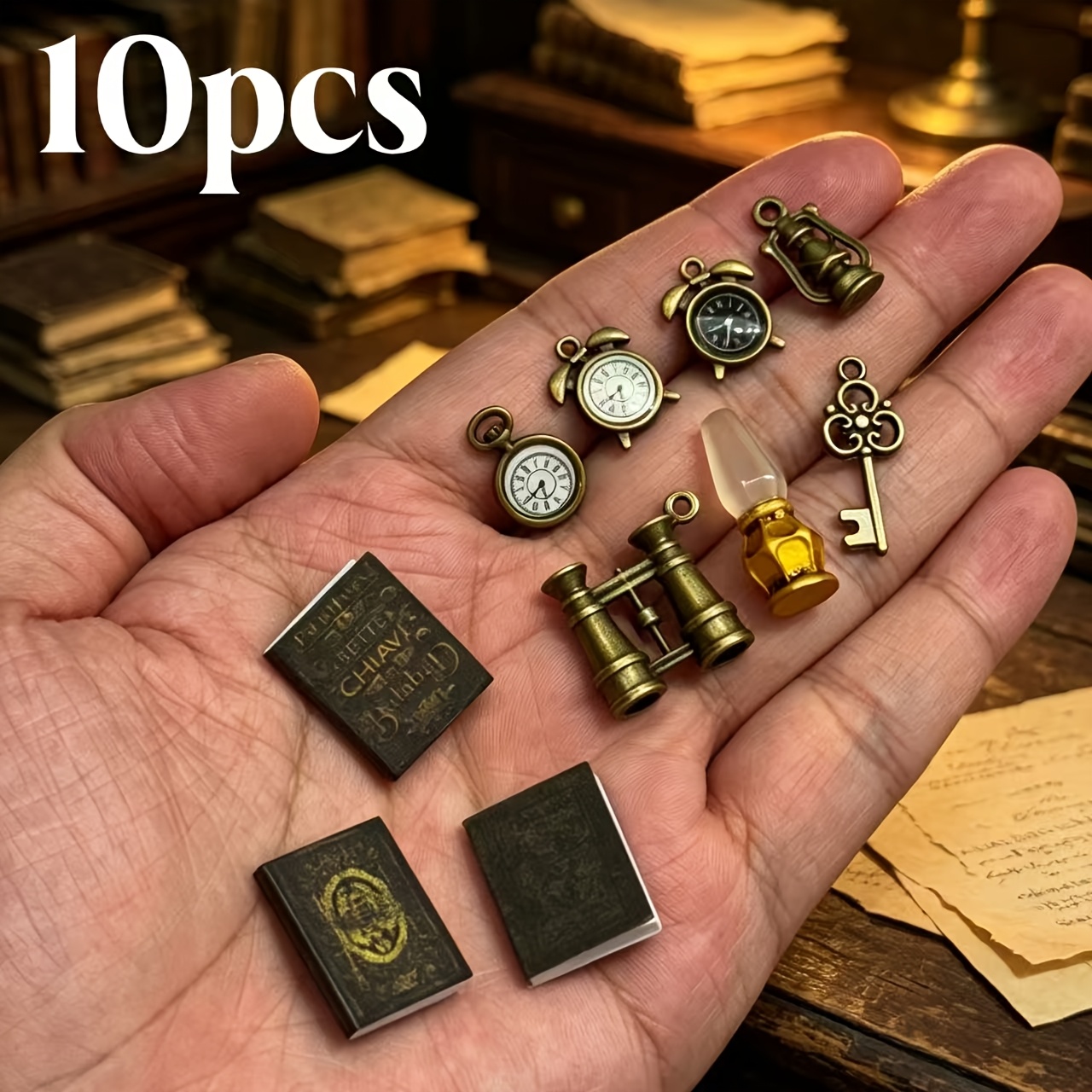TEMU 10 pezzi, Mini Ornamenti Retro da Scrivania, Adatti per Lampade ad Olio Miniature in 1:12, Chiavi, Libri a Sfogliare, Modelli di Orologi da (Non
