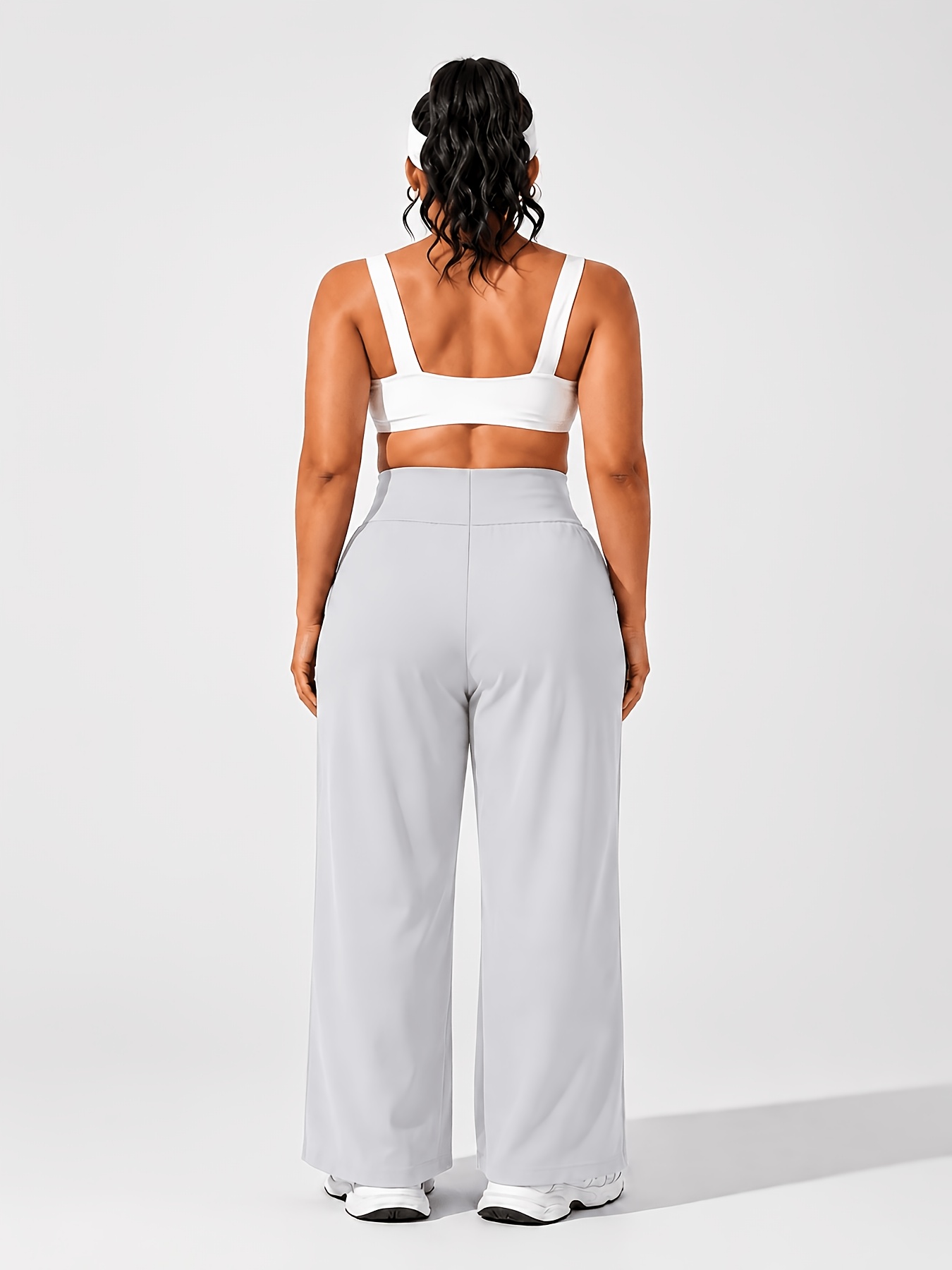 Pantalon Yoga Femme Grande Taille Pantalon de yoga grande taille taille haute jambes larges pour femmes 0XL-4XL Contrôle du ventre Anti-boulochage Anti-penetration Plissé avant Trousseaux latéraux profonds Double face Super doux 4 directions extensible Pantalon de sport décontracté pour yoga Salle de sport Travail en extérieur Toutes saisons