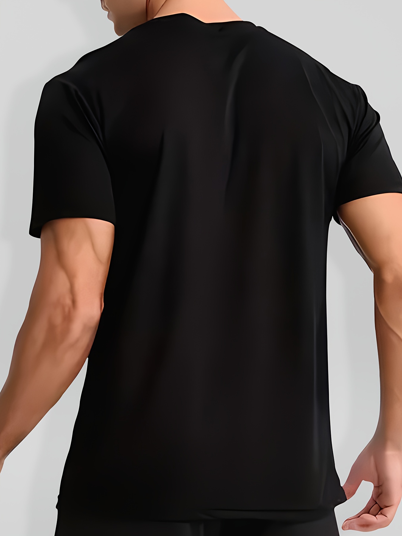 Men's Breathable Mesh Gradient T-Shirt - Loose Fit, Short Sleeve, Round Neck | Sporty & Casual Summer Tee