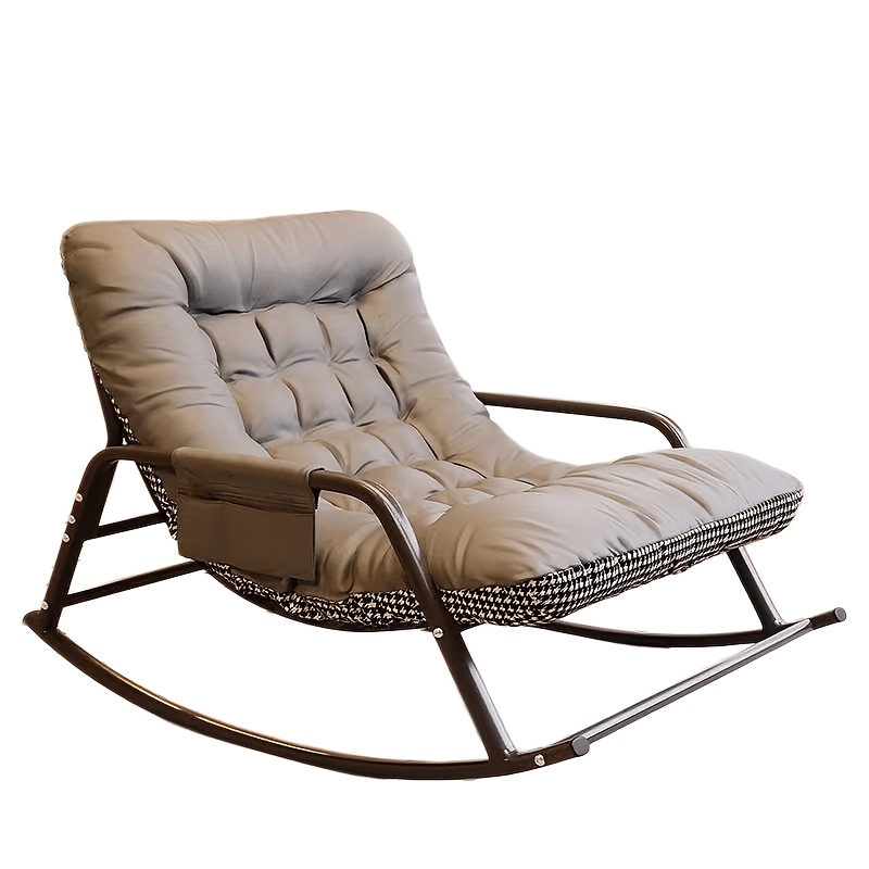 luxuriöser outdoor-schaukelstuhl für die terrasse - bequemes beiges kissen im  -stil, robuster rahmen,   zum entspannen auf terrassen und in gärten,   zum loungen und nickerchen