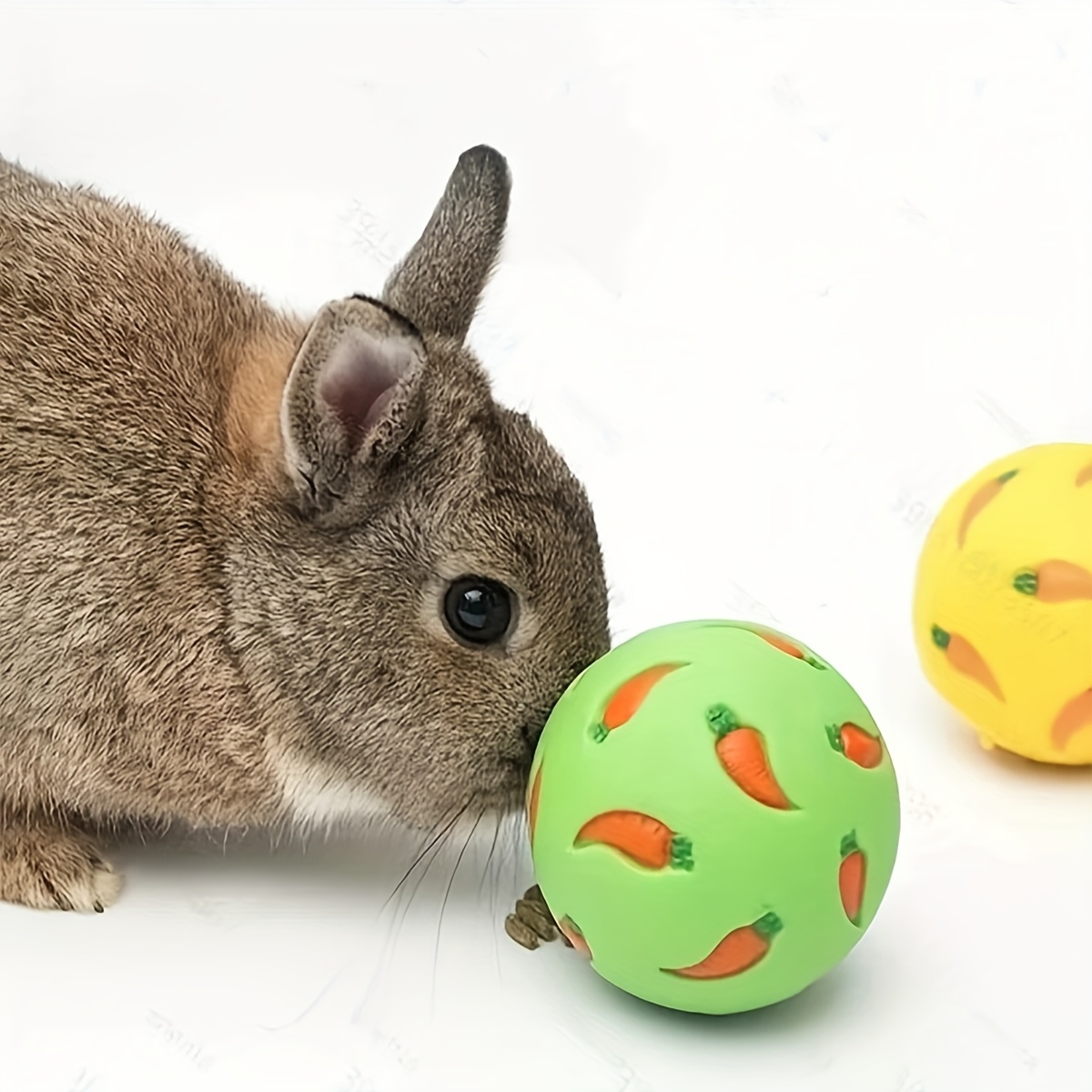 1pc/2pcs • Rabbit Carrot Treat Dispenser Ball • Random Color