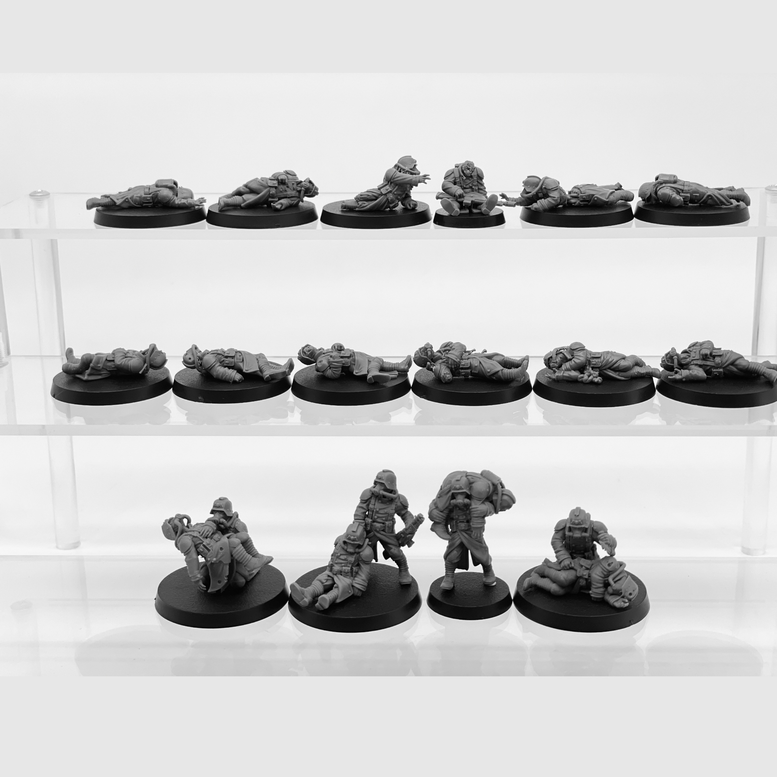 Resin Model Kit Of 16 Fallen Guards For Tabletop Gaming, Featuring Unpainted Military Miniatures For Rpg