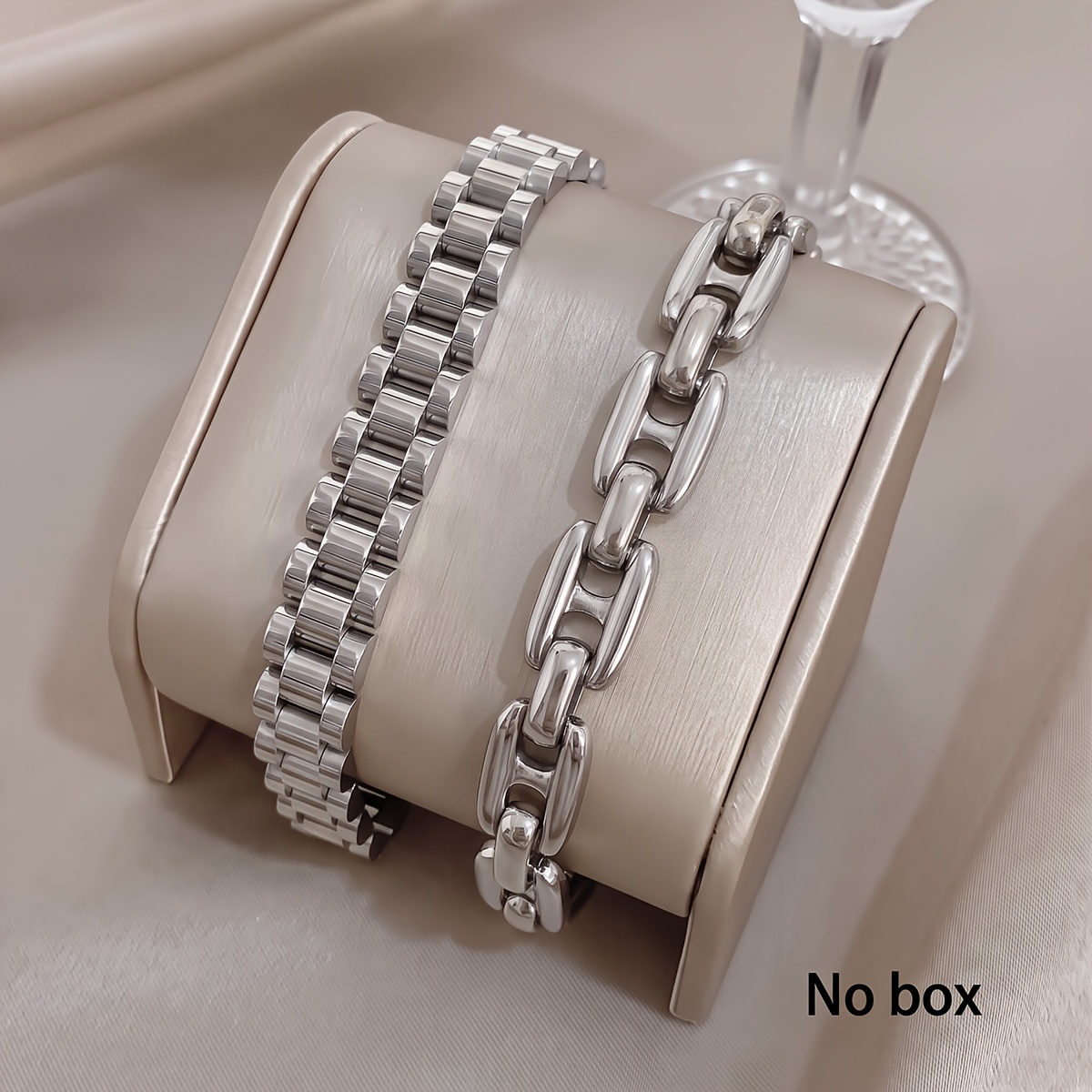 2pcs Women's Dual-Color 18K Golden Plated Bracelet Set