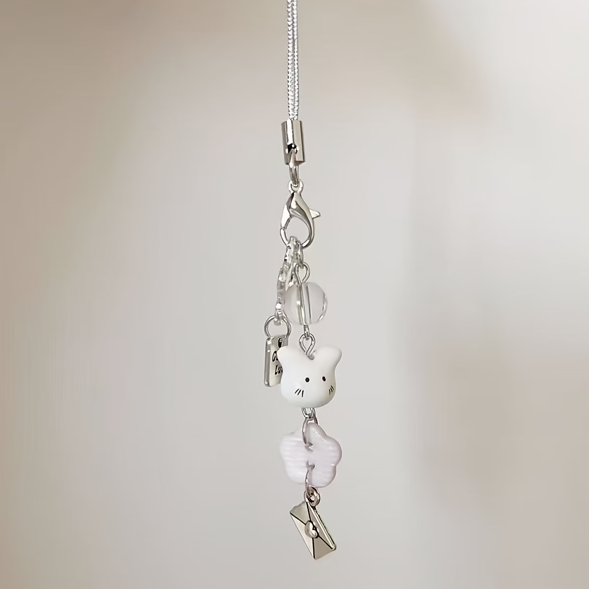 TEMU Una cadena para teléfono de moda, ideal para uso diario y salidas, también como un decorativo para interiores de coche