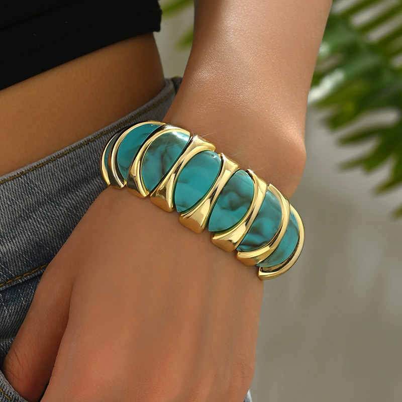 E-shop Vintage breites elastisches Armband mit unregelmäßigem Schlangenring aus Harz für Damen - Harzmuster können variieren