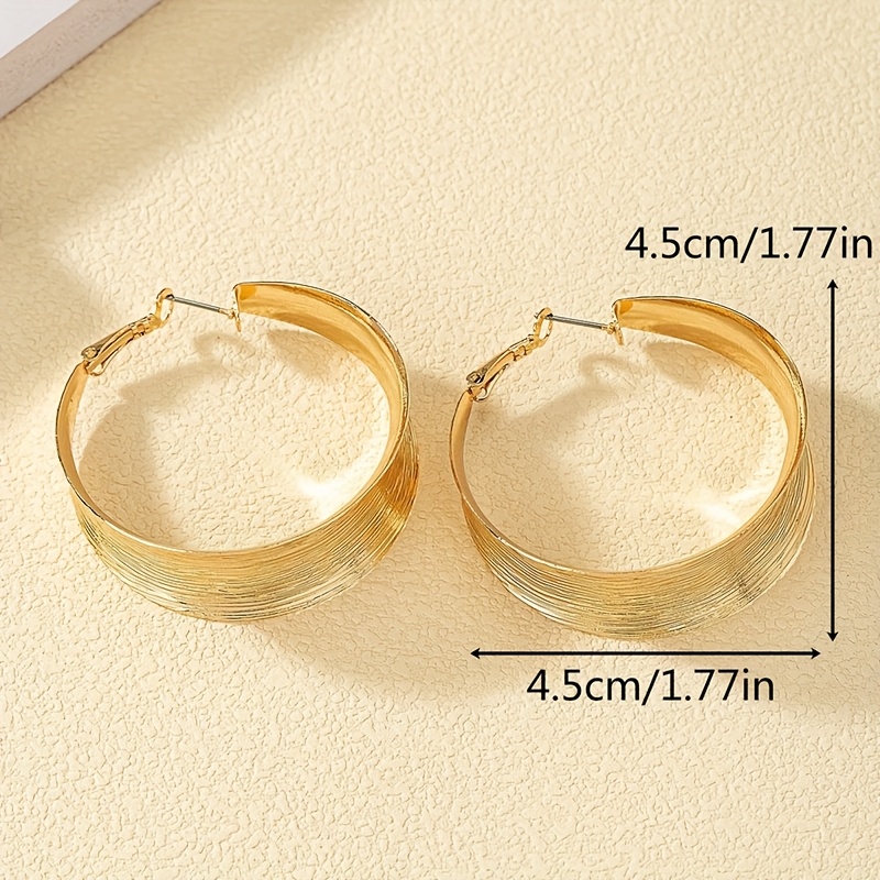 2pcs Set of Bold Wide Band Textured Hoop Earrings for Women