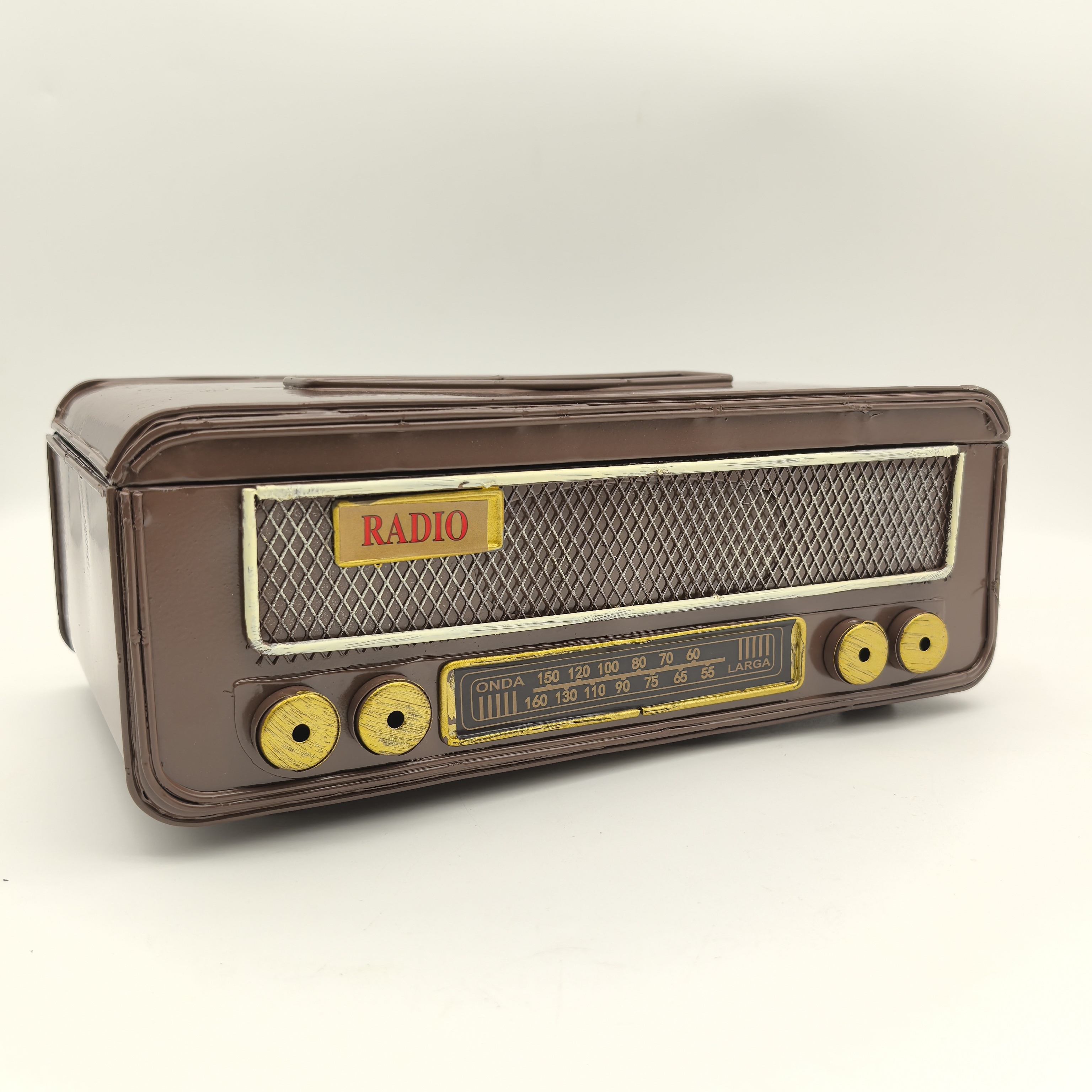 Image of A High-end Vintage Metal Radio-shaped Tissue Box For Home Use, Designed For The Living Room, Featuring A Creative And Luxurious Feel, Suitable As A Bathroom Accessory