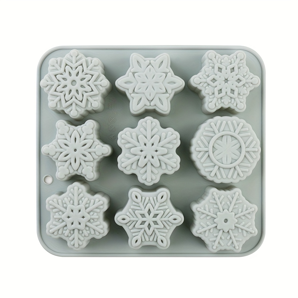 A Silicone Christmas Snowflake Mold, Thick Silicone Candy Mold, Suitable For Making Candles, Candies, Puddings, Jellies, Cakes, Baking, And Mousse