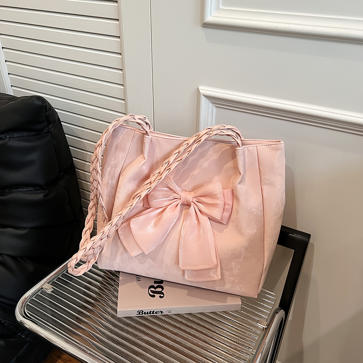 Stylish Pink Bow Handbag for Coquette Fashion | TikTok Elegant Pink Bow Handbag display picture 1