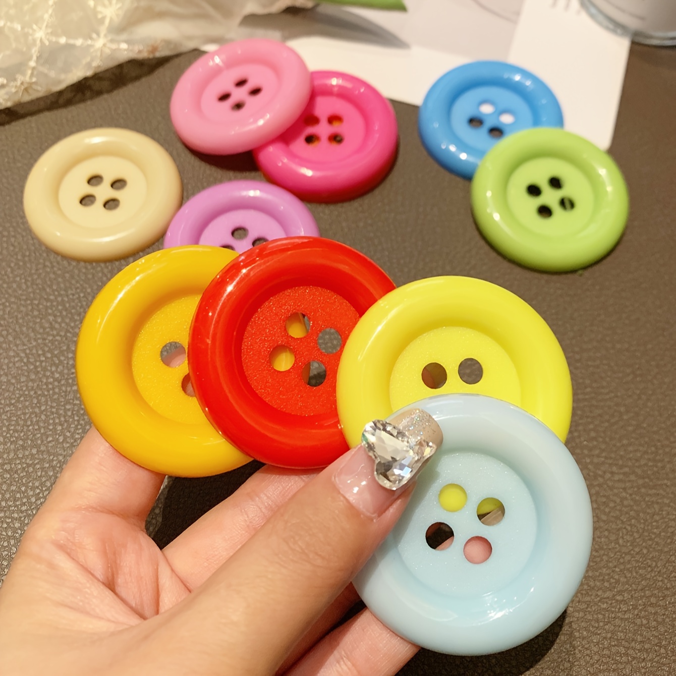 TEMU Large Plastic Handmade Diy Decorative Buttons, Random Colors , 5pcs/10pcs/20pcs,christmas Gift