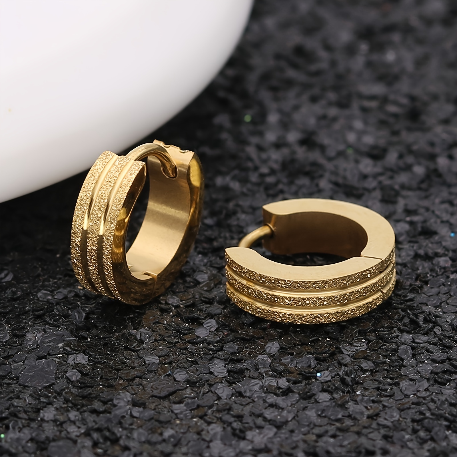 TEMU 1 Pair Elegant 18k Golden Plated Gunmetal Finish Steel Stud Earrings, Celestial Symbols Design, Hypoallergenic Ear Needle, Jewelry For Men And Women, Valentine's Day And Festive Celebrations